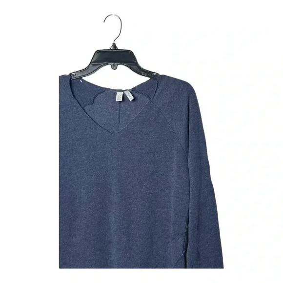 1594. Z BY ZELLA LONG SLEEVE SWEATER BLUE IN COLOR SIZE XSMALL MIX TEXTURE - Picture 3 of 9